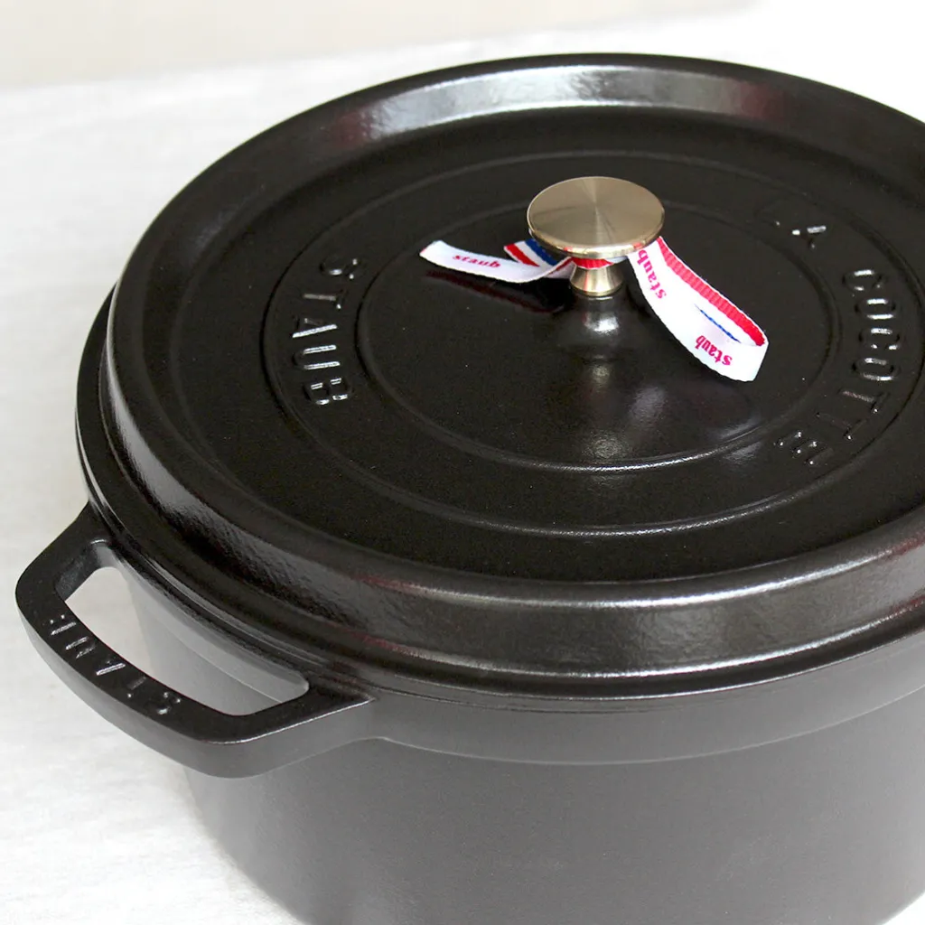 Staub Cocotte ronde en fonte noire