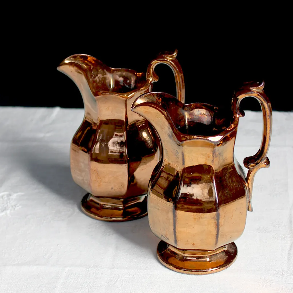 MAISON CUILLERET Duo de petits carafes métalliques