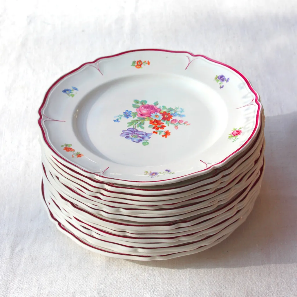 Saint Amand Grandes assiettes plates fleuries