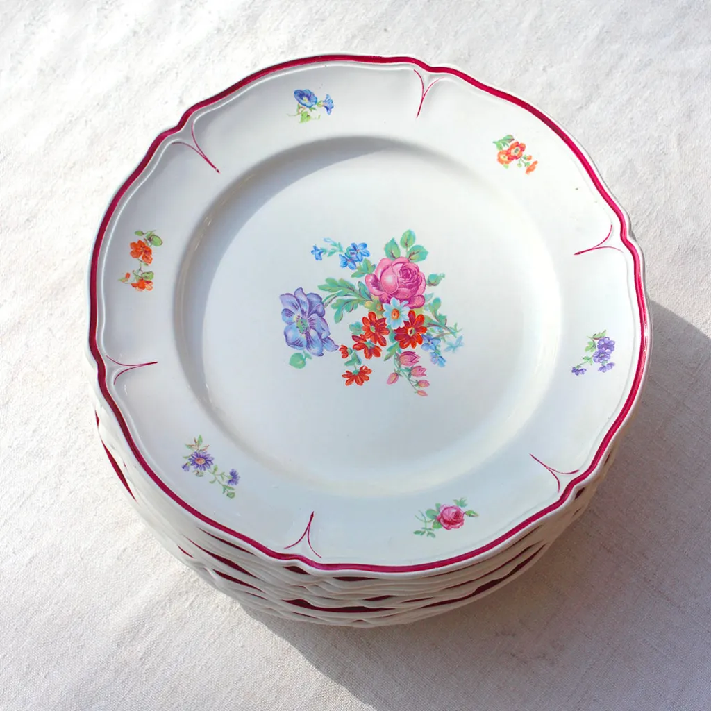 Saint Amand Grandes assiettes plates fleuries