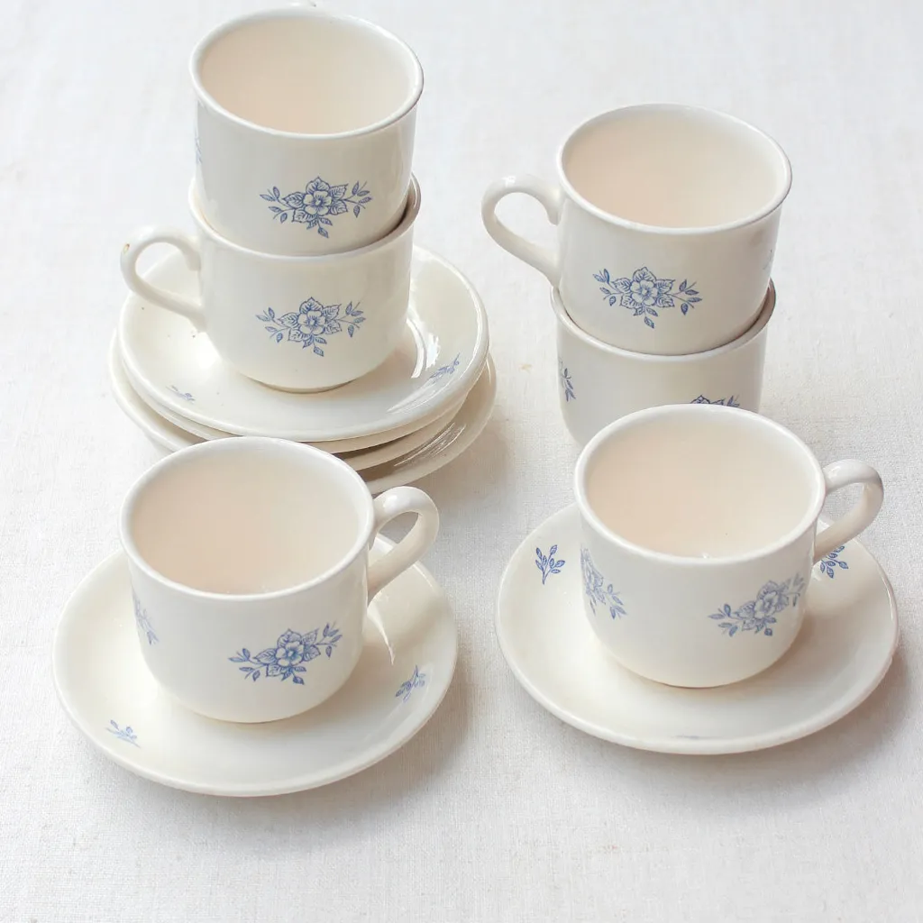 MAISON CUILLERET 6 tasses fleuries et leur soucoupe