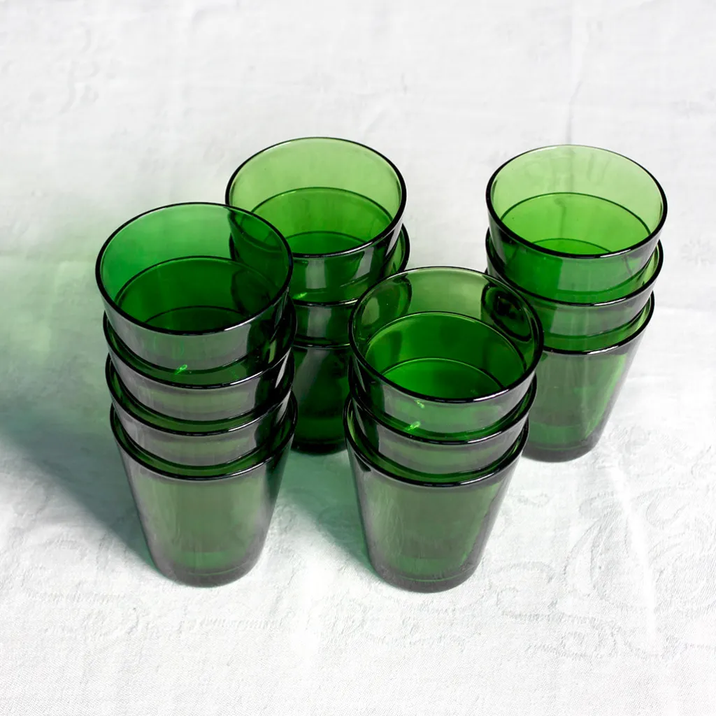 MAISON CUILLERET 14 verres gobelets vert bouteille